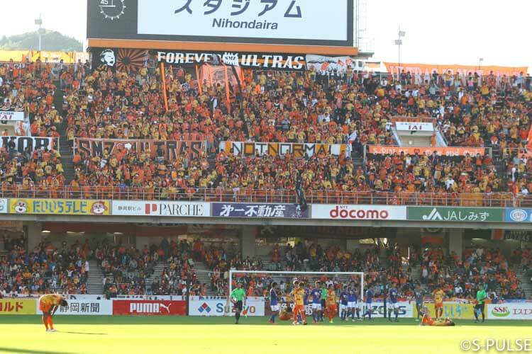 ａｚｒｅｎａ 清水エスパルスを使いまくる エス トラストのスポンサー哲学 毎日新聞